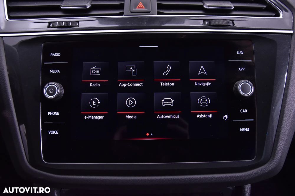 Volkswagen Tiguan - 20