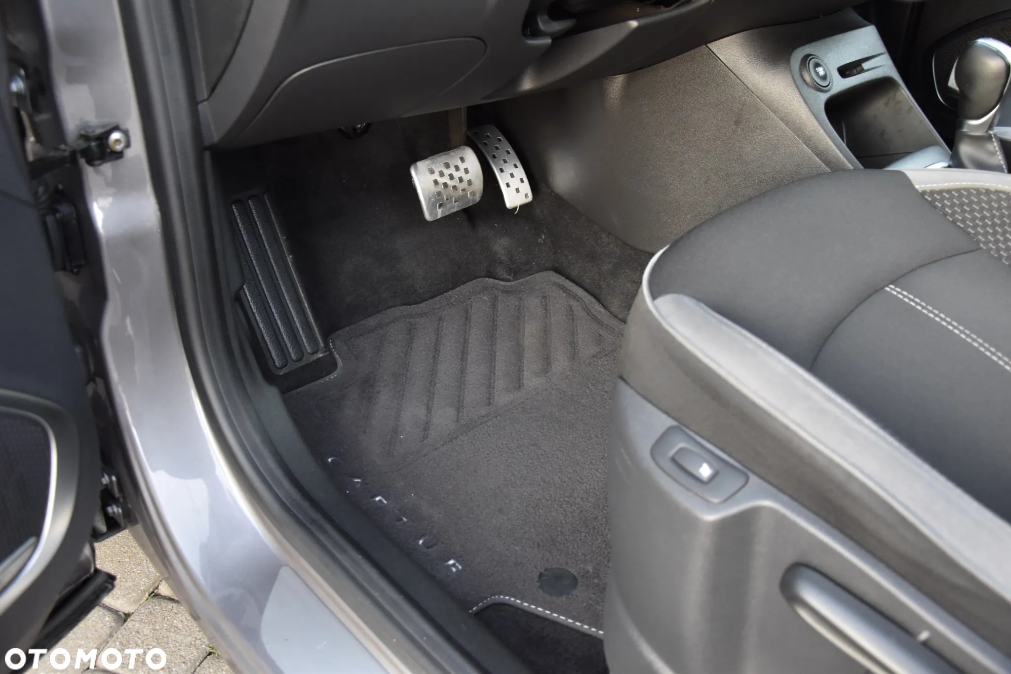 Renault Captur ENERGY TCe 120 EDC Bose Edition - 32