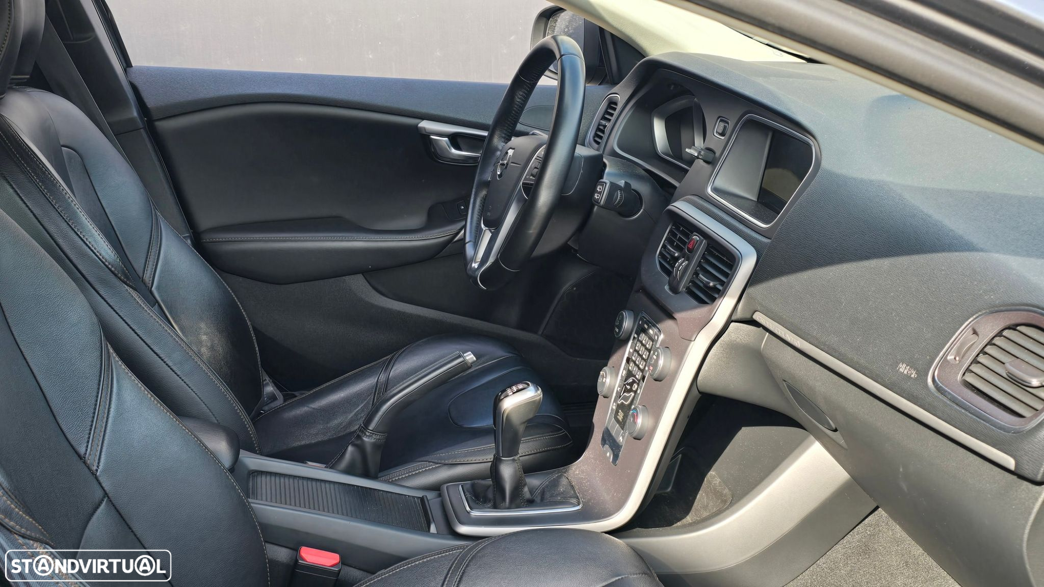 Volvo V40 Cross Country 2.0 D3 - 6