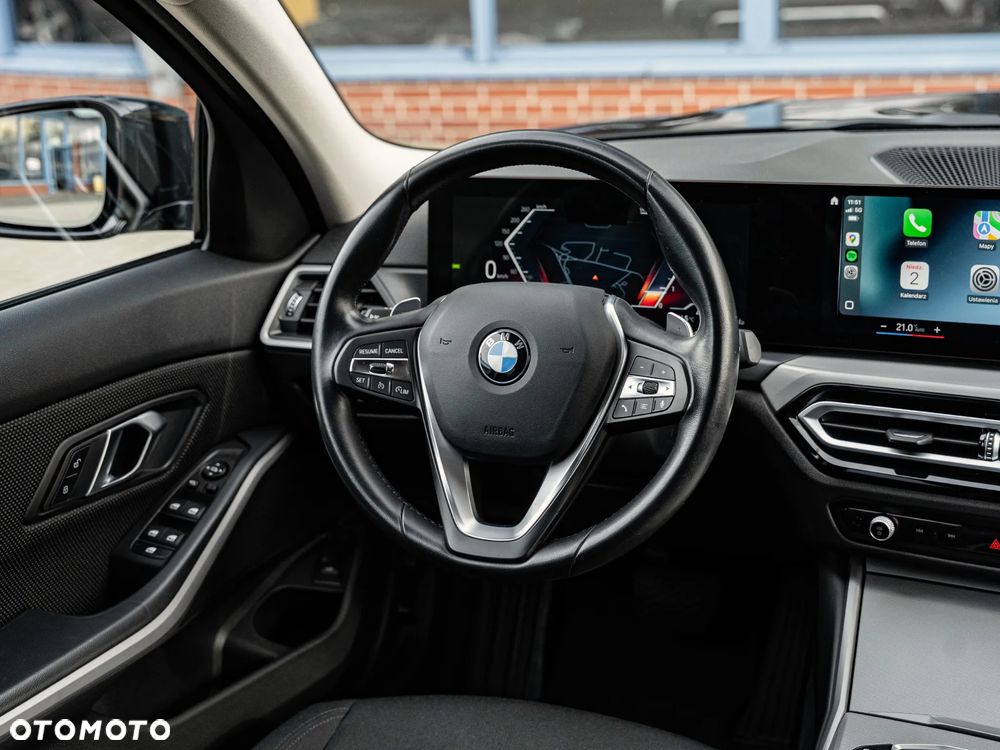 BMW Seria 3 318d - 24