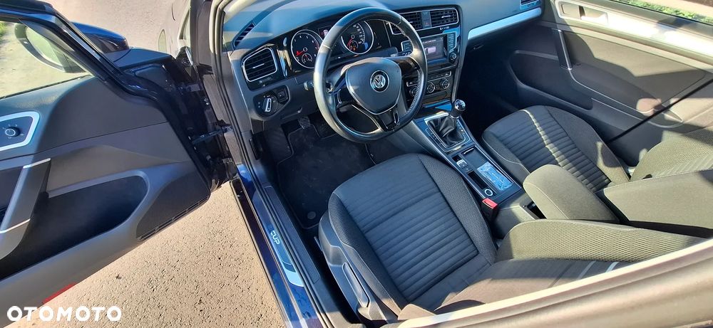 Volkswagen Golf 1.2 TSI BlueMotion Technology Cup - 14