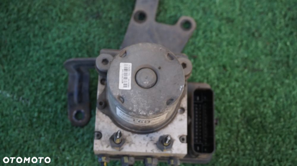 Hyundai Tucson III 1.7 CRDI pompa ABS 58920-D7910 - 1