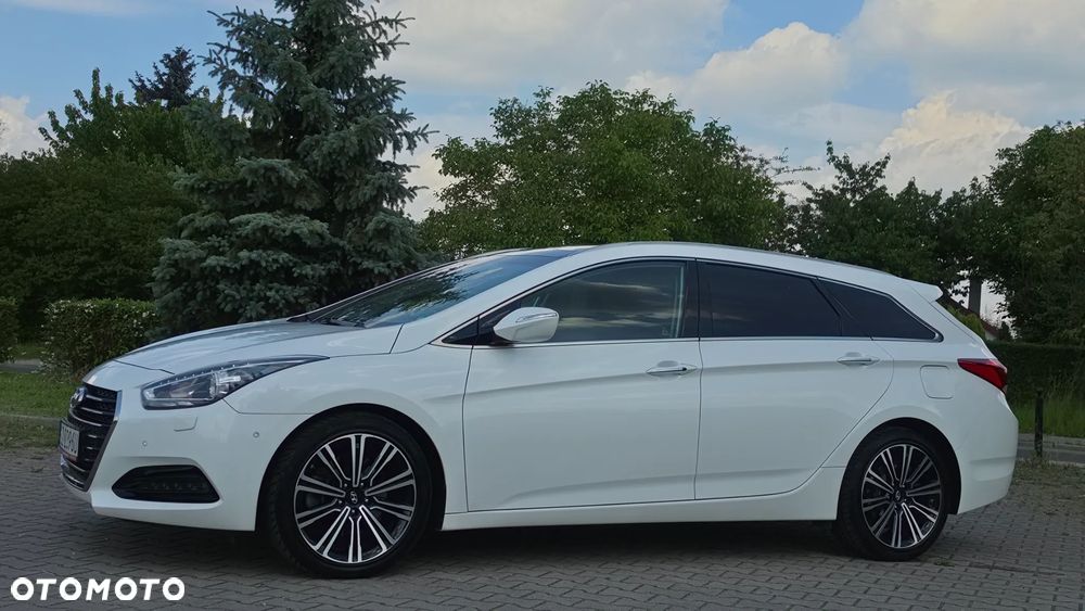 Hyundai i40 Kombi blue 1.7 CRDi DCT Premium - 15
