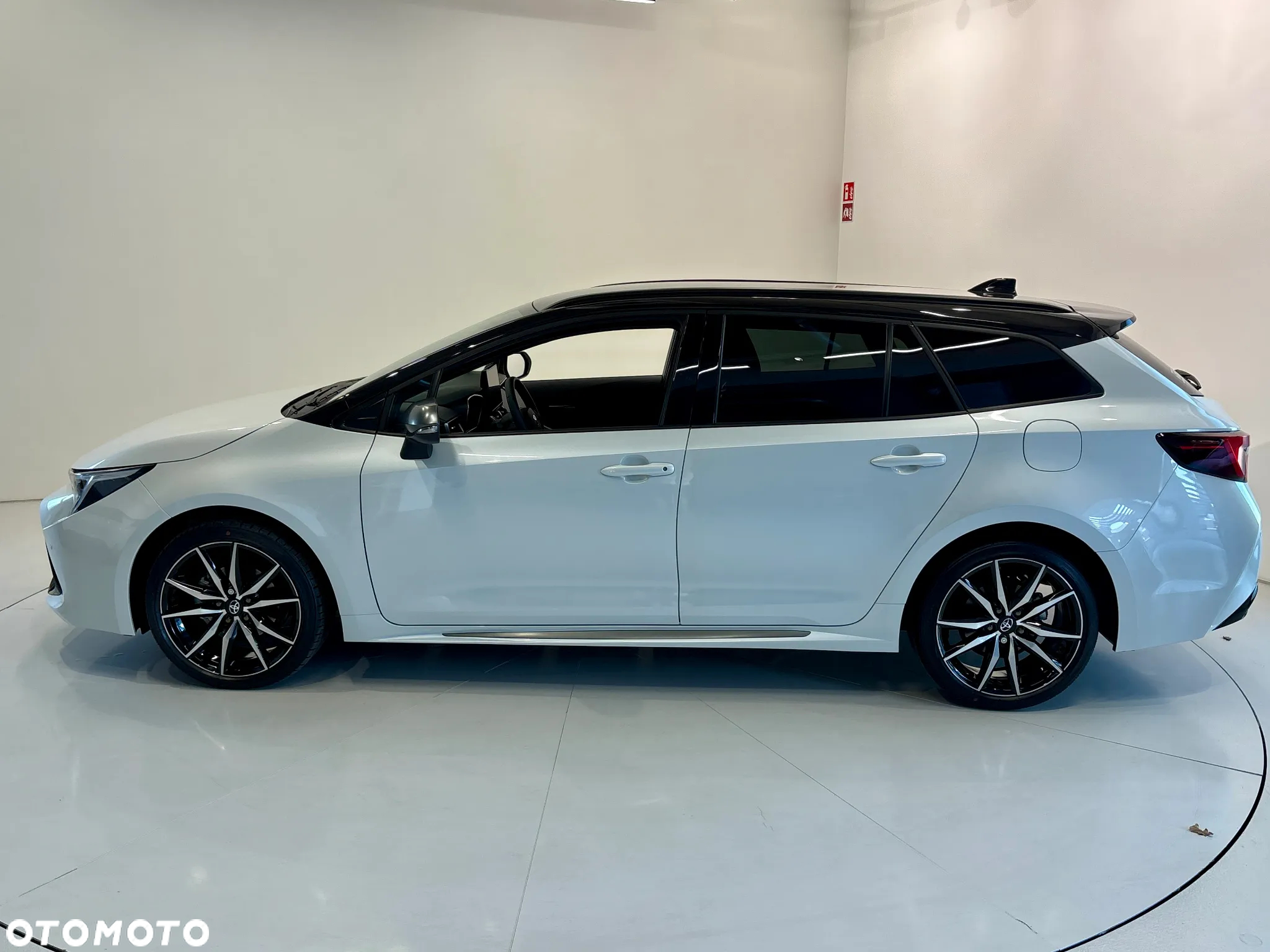 Toyota Corolla 1.8 Hybrid GR Sport - 7