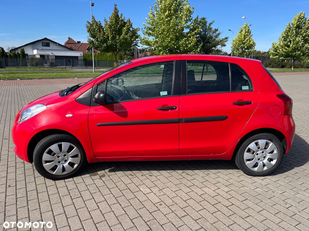 Toyota Yaris - 3
