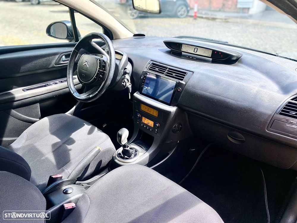 Citroën C4 Coupé 1.6 HDi 110 VTR - 24