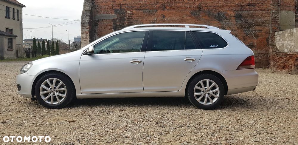 Volkswagen Golf - 8
