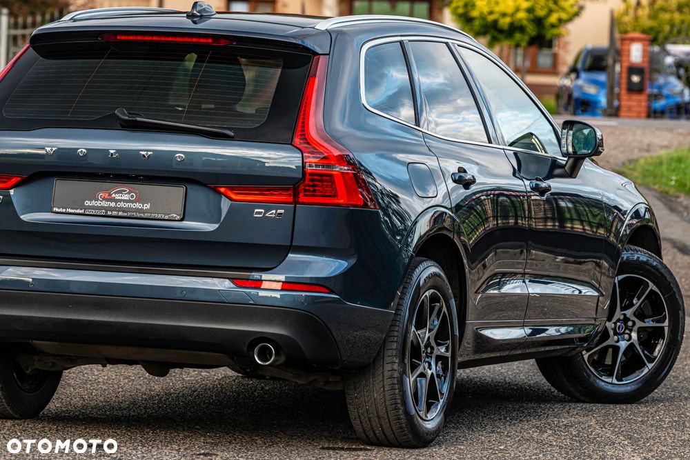 Volvo XC 60 D4 AWD Geartronic Momentum - 18