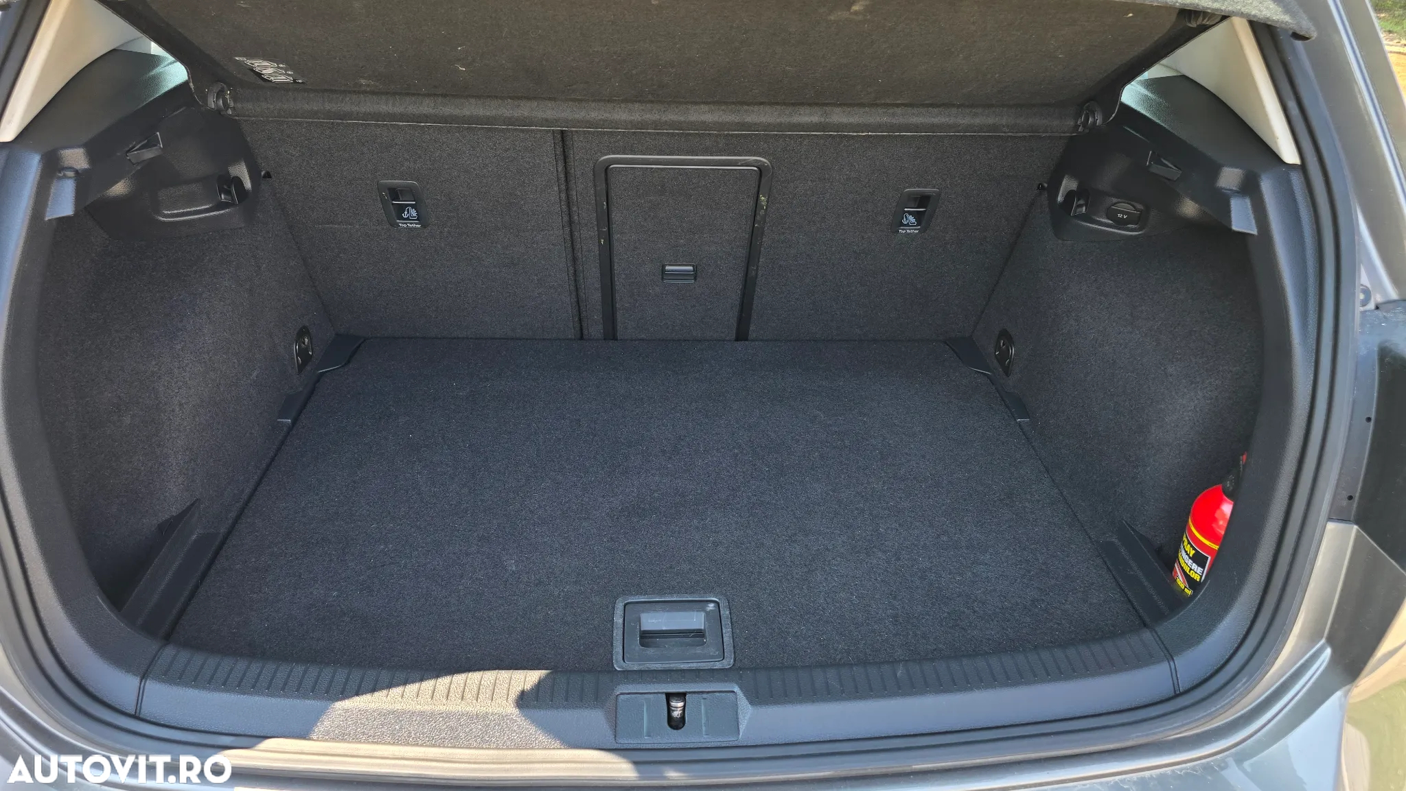Volkswagen Golf 1.2 TSI BMT Comfortline - 6