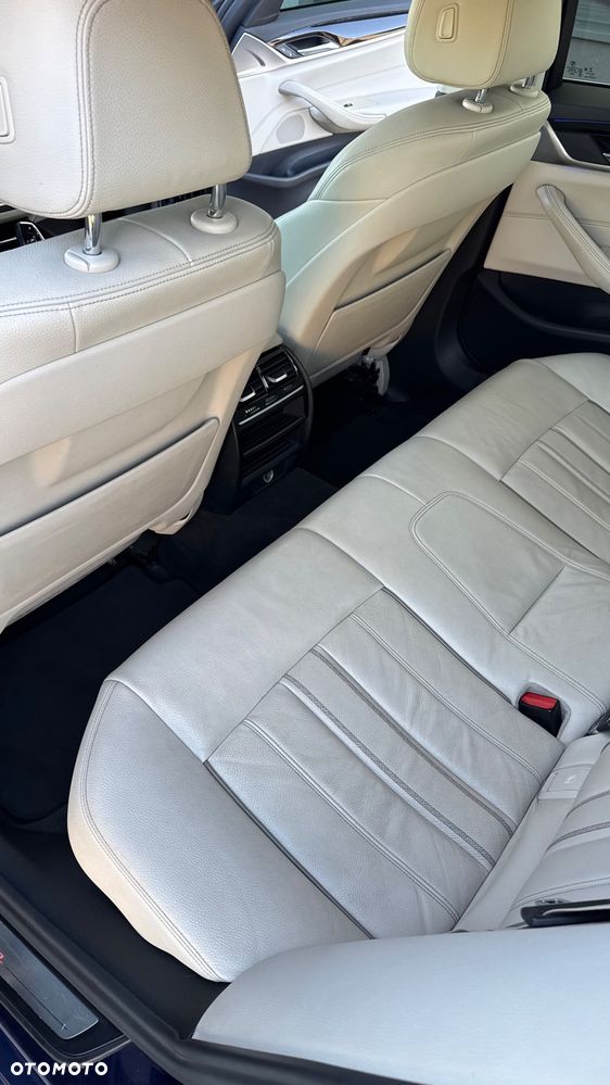 BMW Seria 5 520d xDrive Sport Line sport - 12