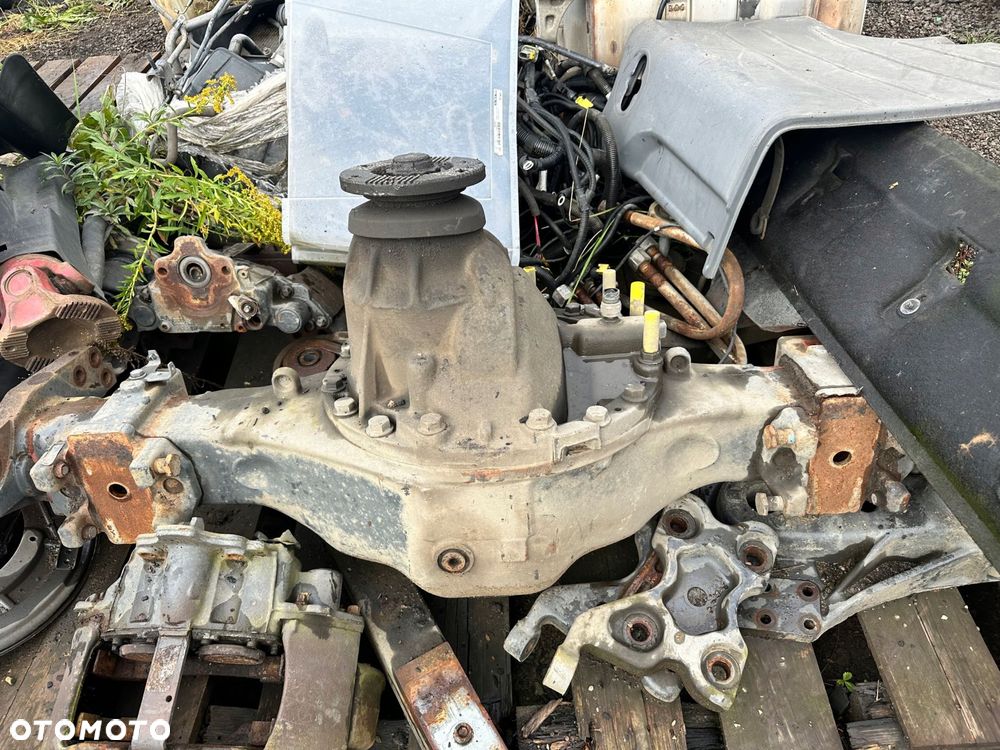 obudowa pochwa mostu renault gamą t volvo ms17x 16 śrub - 1