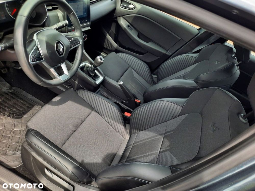 Renault Clio - 15