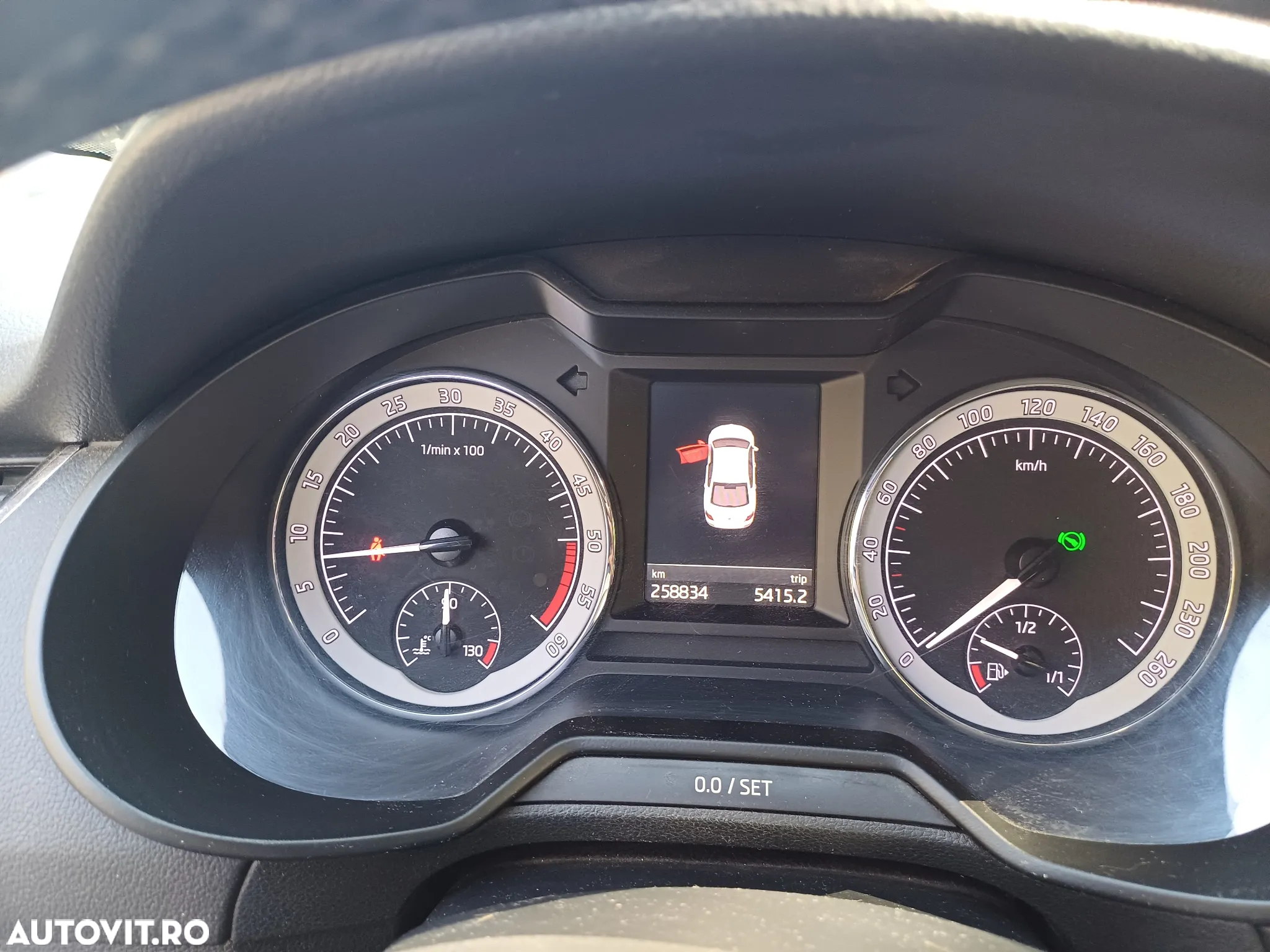 Skoda Octavia 1.6 TDI DSG Style - 7