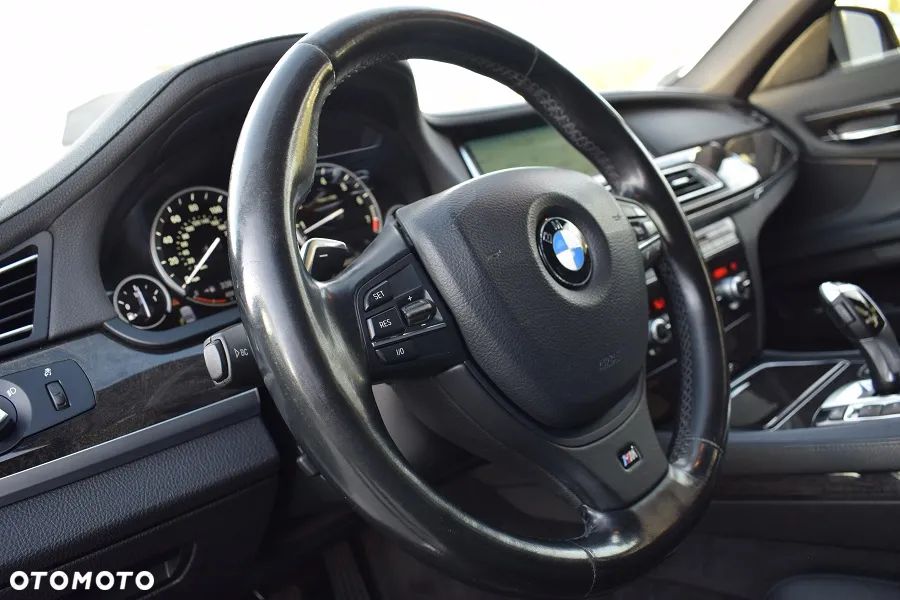 BMW Seria 7 740Li Edition Exclusive - 20