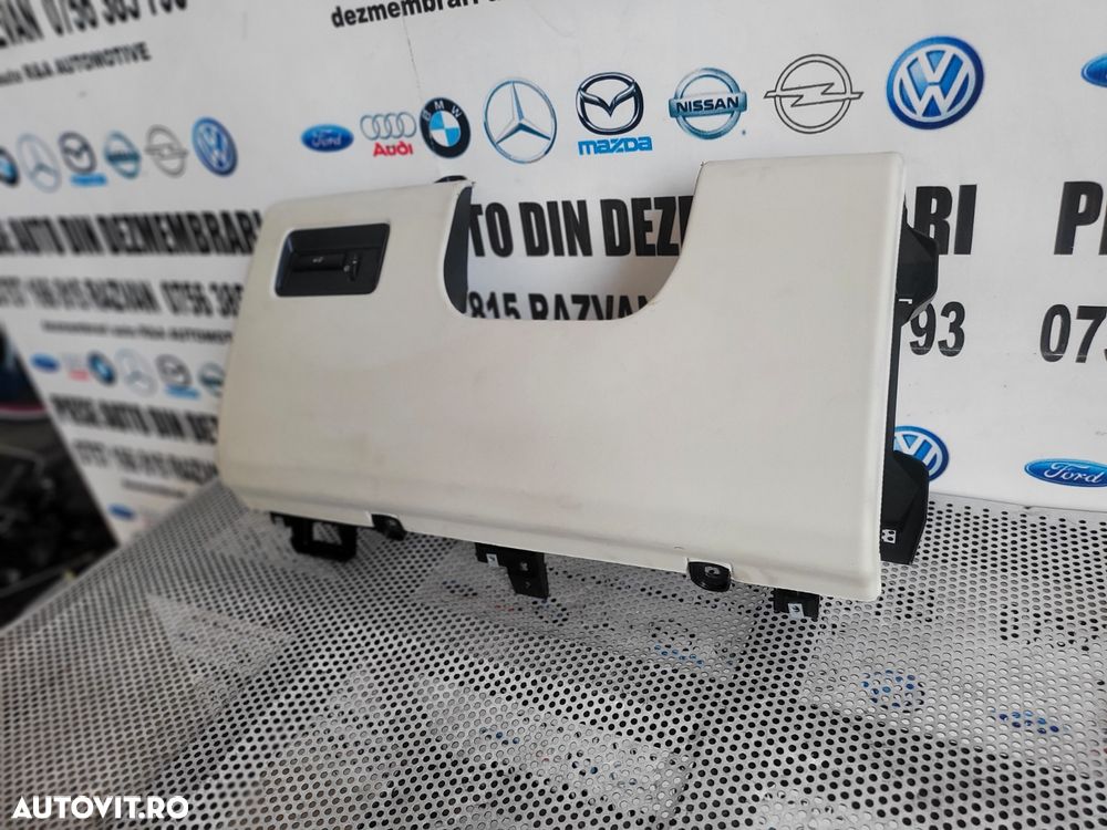 Ornament Capac Sub Bord Land Rover Range Rover Sport L494 An 2014-2015-2016-2017-2018 Impecabil Vol - 3