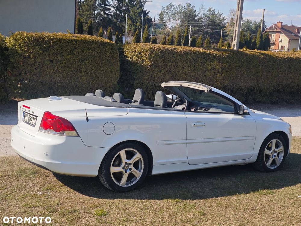 Volvo C70 2.0D Momentum - 28