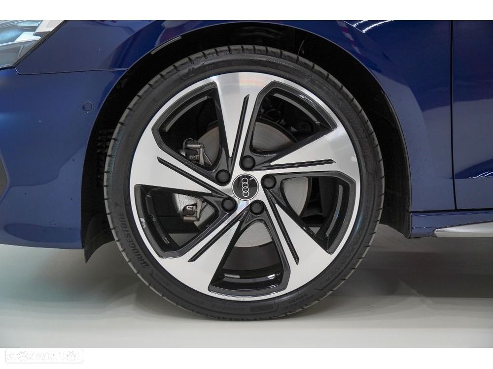Audi A3 Sportback 35 TDI S line S tronic - 11