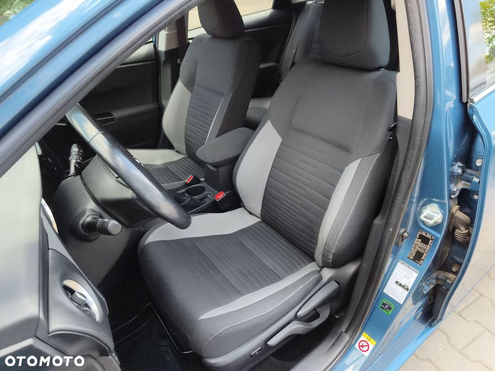 Toyota Auris - 18
