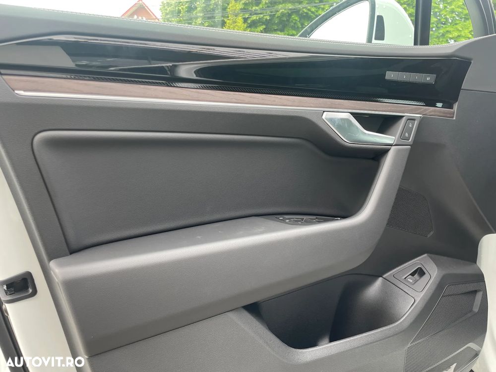 Volkswagen Touareg V6 TDI 4MOTION Elegance - 10