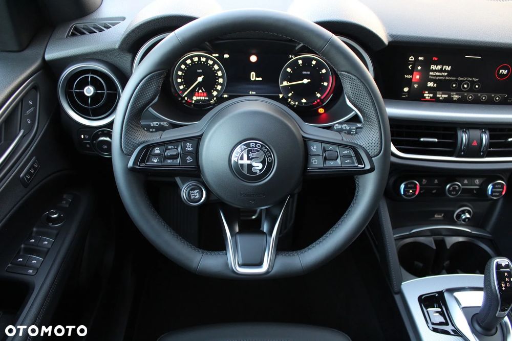 Alfa Romeo Stelvio 2.0 Turbo Veloce Q4 - 24