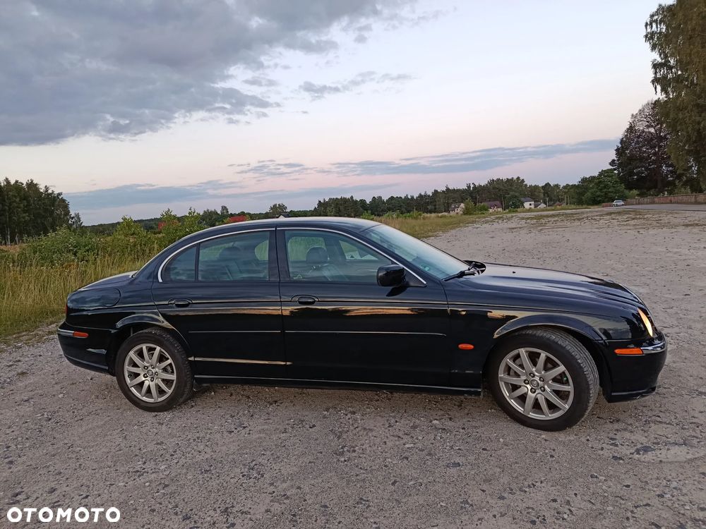 Jaguar S-Type - 7