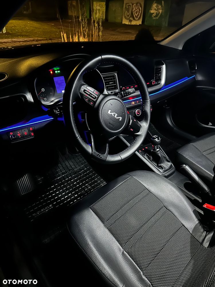 Kia Stonic 1.2 M - 1