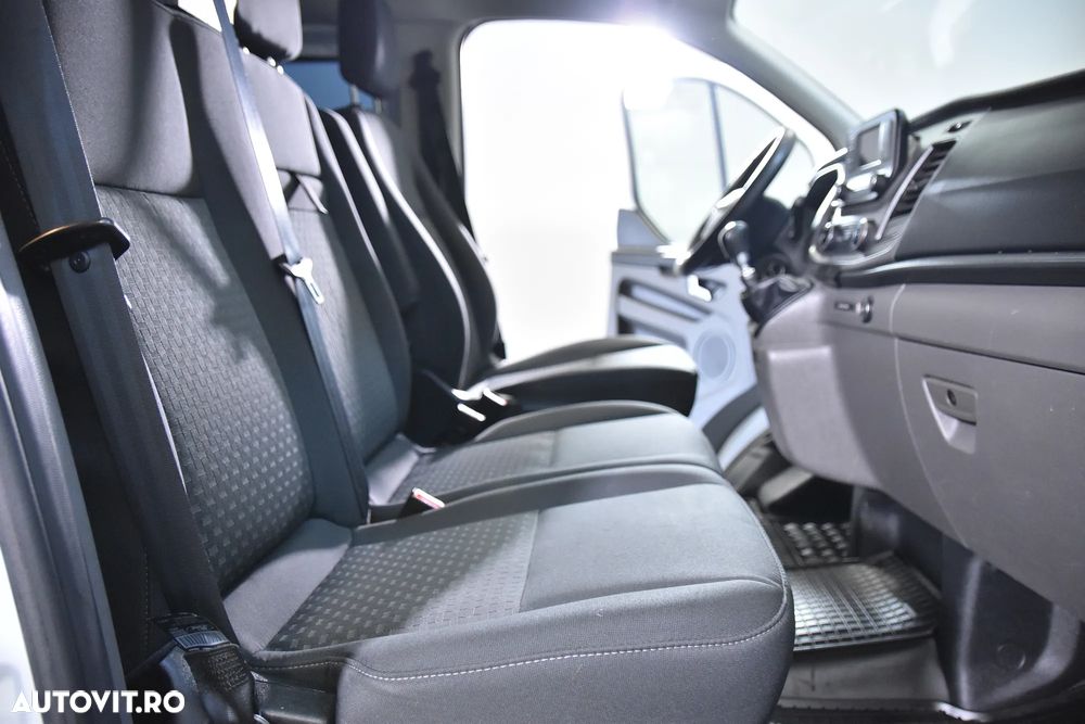 Ford Transit Custom - 11