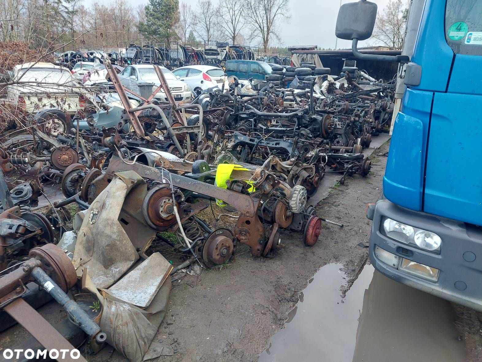 BELKA OŚ ZAWIESZENIA TYŁ VOLKSWAGEN LUPO I 3L - 5