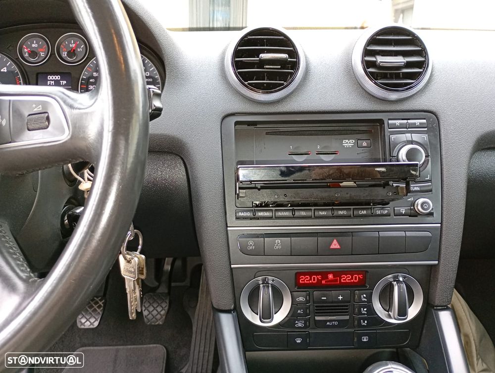 Audi A3 Sportback 1.6 TDI Attraction - 8