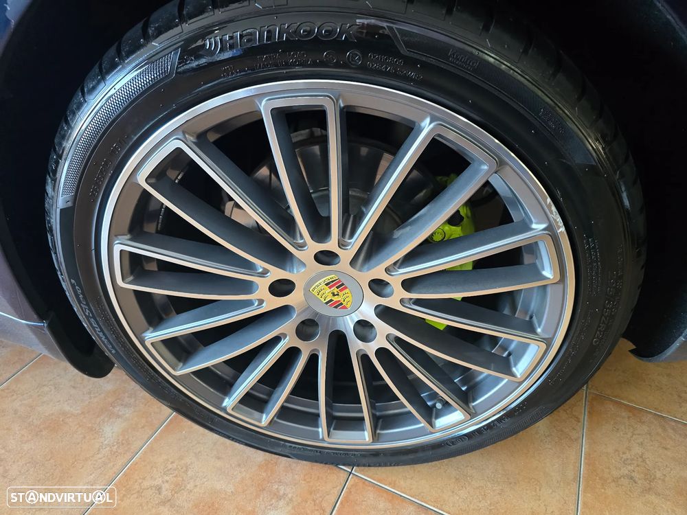 Porsche Panamera S e-Hybrid - 11