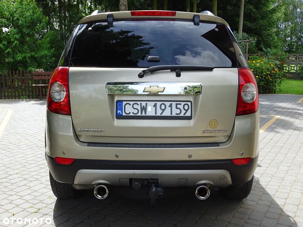 Chevrolet Captiva 2.4 LS - 6