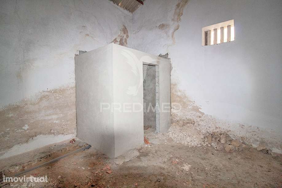 Armazém no centro do Vimieiro - Grande imagem: 5/8