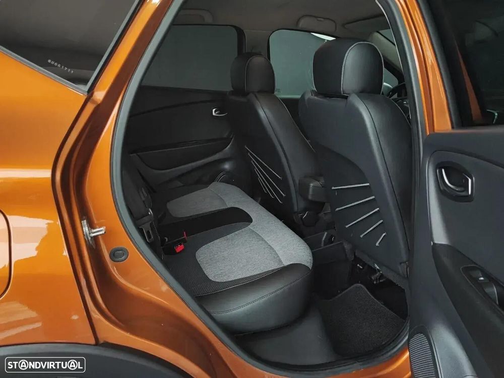 Renault Captur 1.5 dCi Exclusive EDC - 30