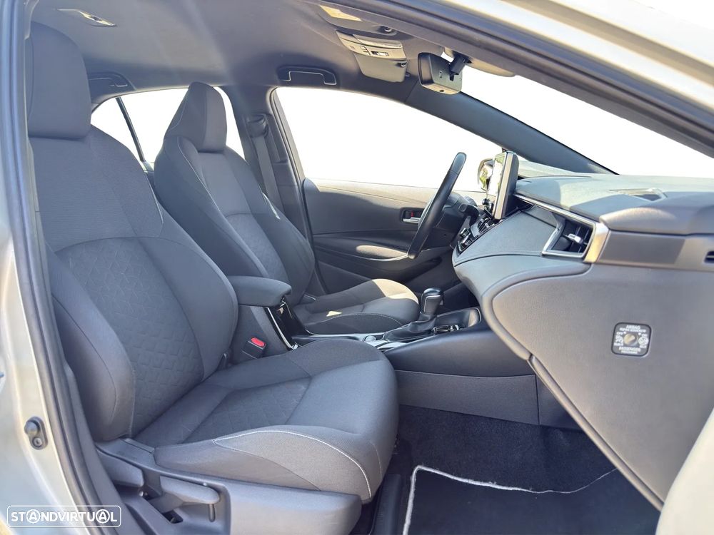 Toyota Corolla 1.8 Hybrid Comfort - 14