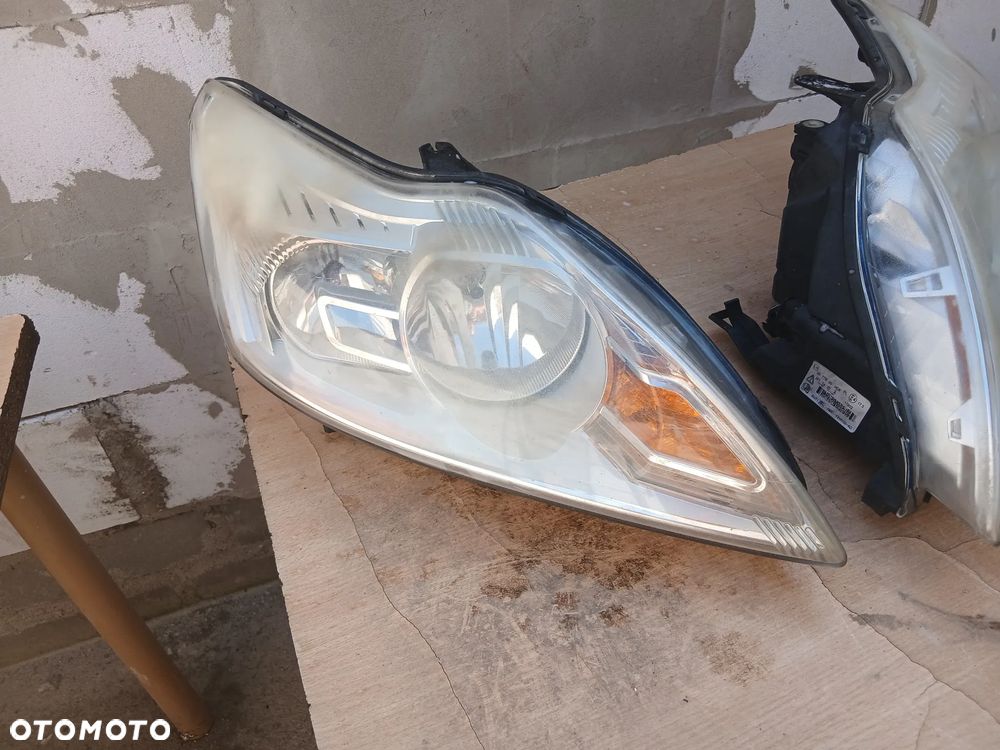 lampy przód ford focus MK2 lift - 2