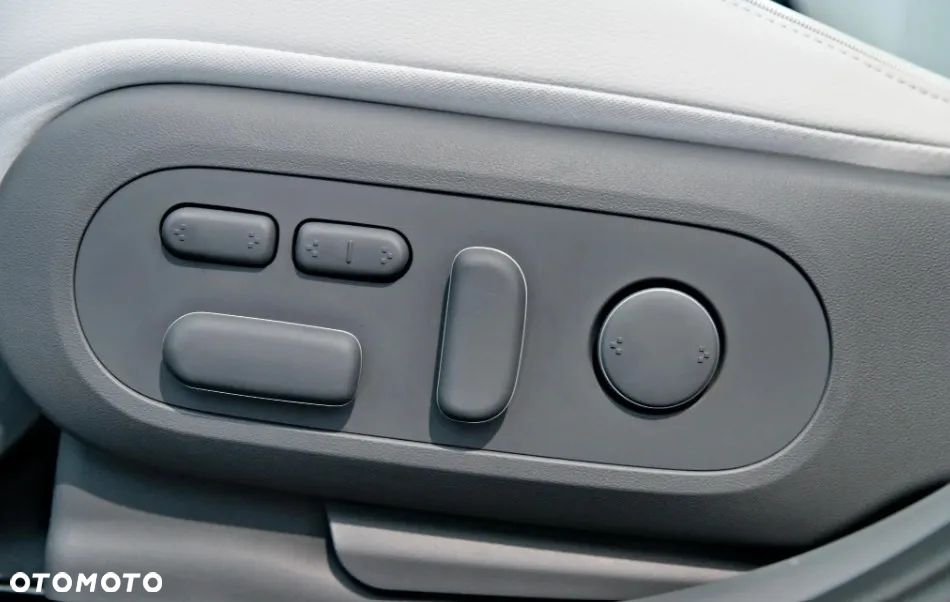 Hyundai IONIQ 5 77kWh Uniq 4WD - 18