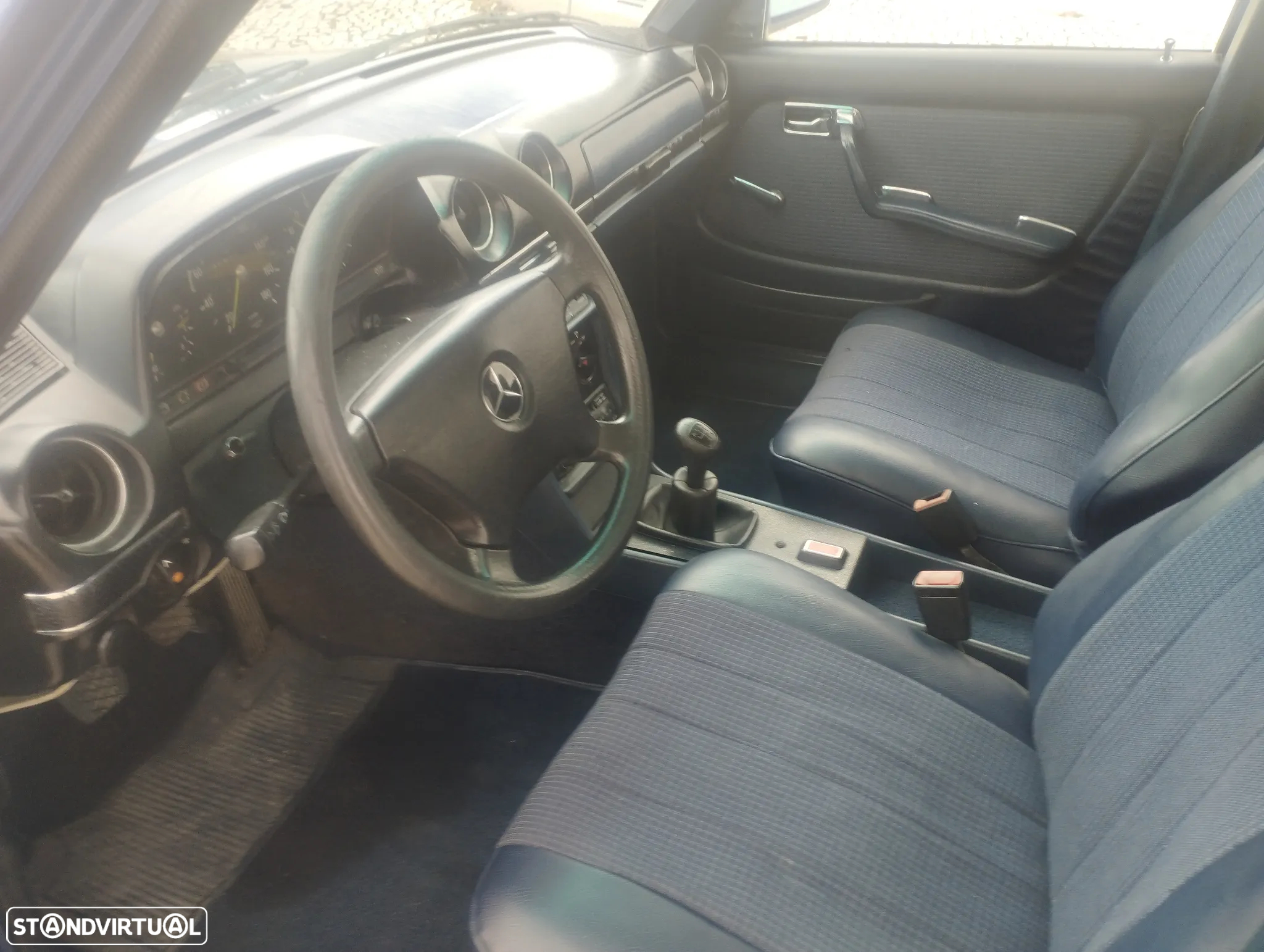 Mercedes-Benz 300 - 6