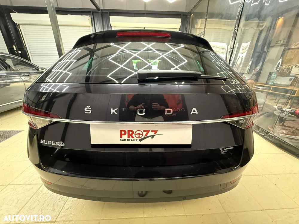 Skoda Superb 2.0 TDI DSG Ambition - 5