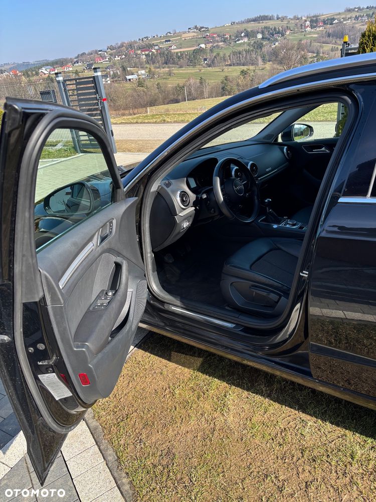 Audi A3 Sportback - 11