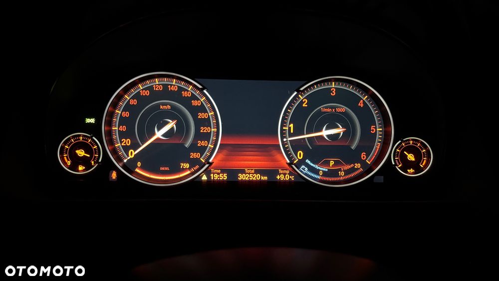 BMW 5GT - 16