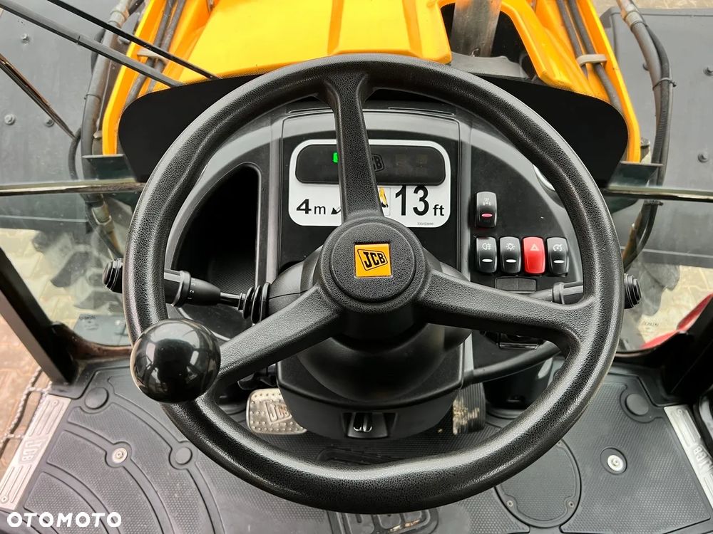JCB 5CX P21 ECO - 12