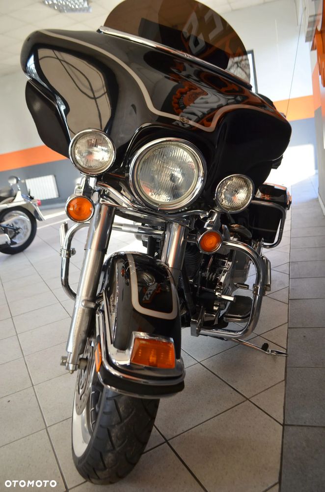 Harley-Davidson FLHT Electra Glide Standard - 8