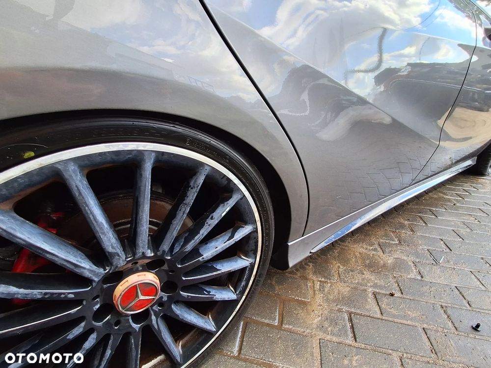 MERCEDES A-KLASA W176 PRAWE PRZEDNIE DRZWI BŁOTNIK DRZWI W KOLOR 787 NIE MALOWANE CENA ZA KOMPLET BARDZO ŁADNE - 25