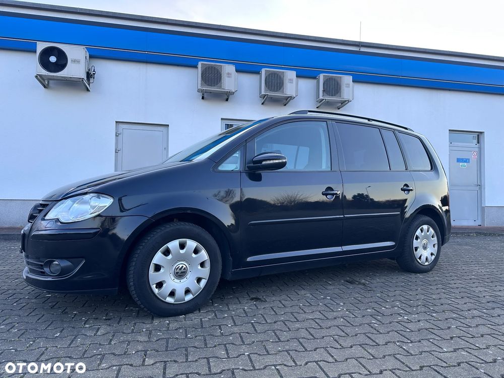 Volkswagen Touran 1.9 TDI DPF BlueMot Highline - 11