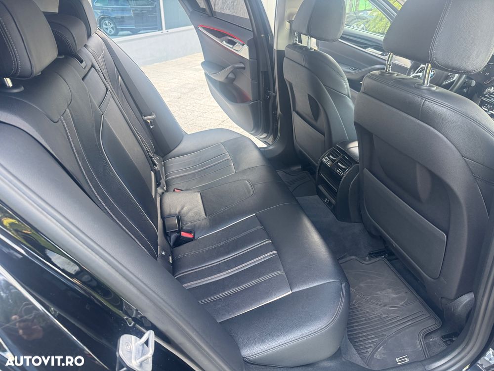 BMW Seria 5 520d Aut. - 7