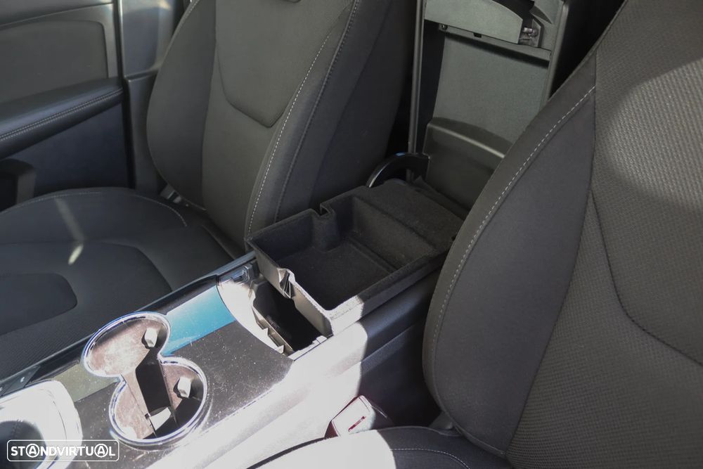 Ford S-Max - 22