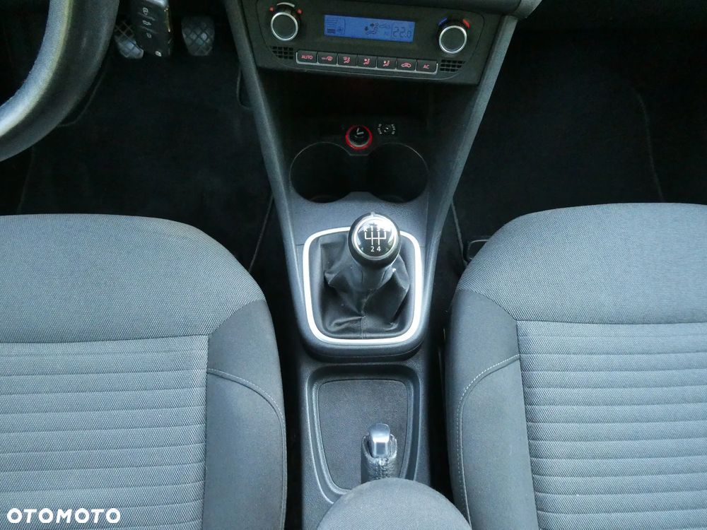 Volkswagen Polo 1.4 Comfortline - 23
