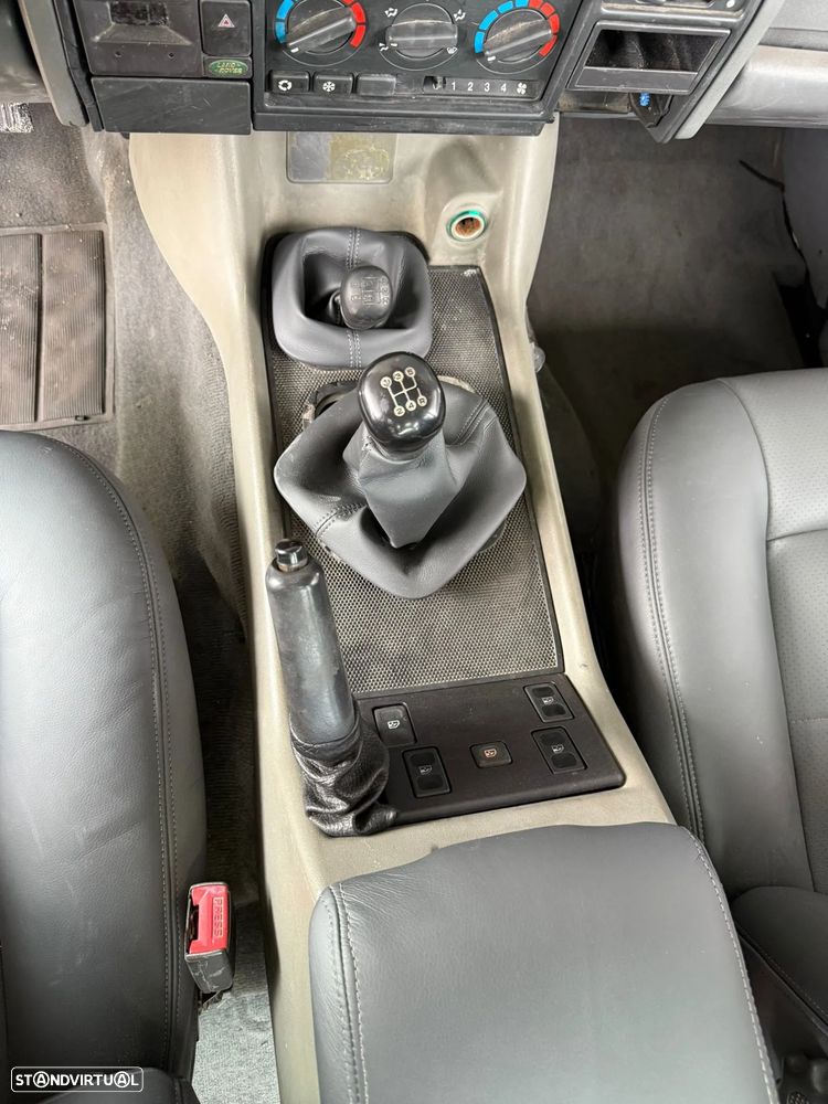 Land Rover Discovery 2.5 TDi - 24