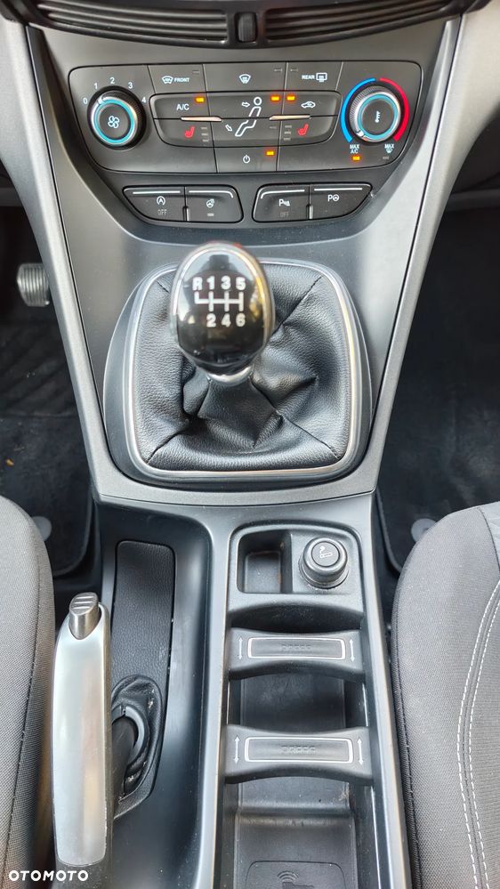 Ford Grand C-MAX 1.5 TDCi Start-Stopp-System COOL&CONNECT - 24