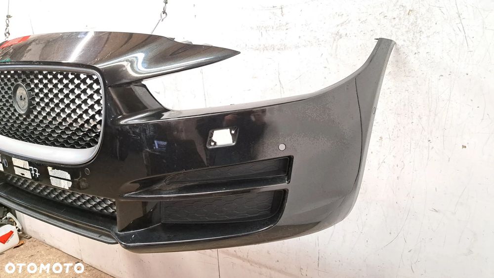 Jaguar XE X760 zderzak przedni przód 6xPDC - 3